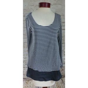 Skies are Blue Shirt Women's Size Medium Gray & White Striped Keyhole Bow